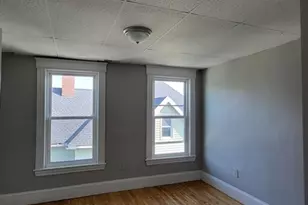 205 School St, Lowell, MA 01854 - Photo 15