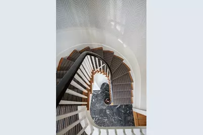 1 Pearl St, Marblehead, MA 01945 - Photo 13