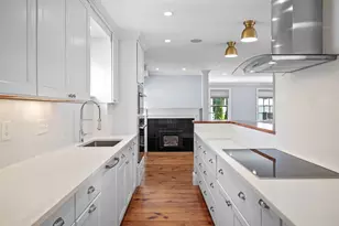 1 Pearl St, Marblehead, MA 01945 - Photo 11