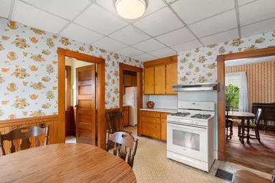39 Phillips Ave, Norwood, MA 02062 - Photo 5
