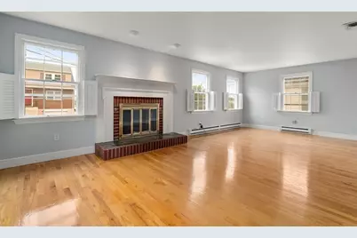 30 Rosedale Ave, Everett, MA 02149 - Photo 9