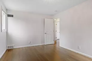 4 June Ln, Newton, MA 02459 - Photo 21