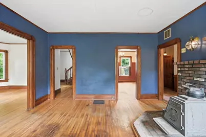 31 Lincoln Ave, Orange, MA 01364 - Photo 11