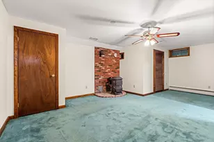 89 W Meadow Rd, Lowell, MA 01854 - Photo 31