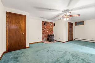 89 W Meadow Rd, Lowell, MA 01854 - Photo 31
