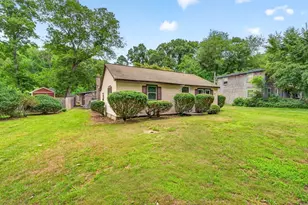 42 Cottage Dr, Holliston, MA 01746 - Photo 27