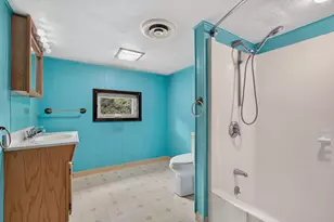 42 Cottage Dr, Holliston, MA 01746 - Photo 17