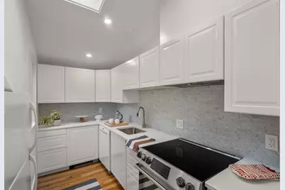 7 Russell Street #3, Cambridge, MA 02140 - Photo 7