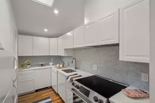 7 Russell St, Cambridge, MA 02140 - Photo 7