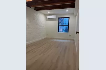 170 Commercial St #4, Boston, MA 02109 - Photo 5