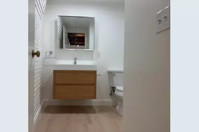 170 Commercial St #4, Boston, MA 02109 - Photo 11