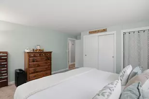 15 Thurston Pl, Fitchburg, MA 01420 - Photo 13