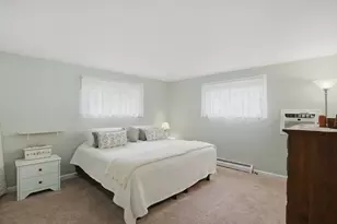 15 Thurston Pl, Fitchburg, MA 01420 - Photo 11
