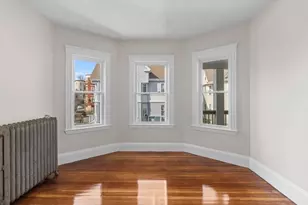 7 Speedwell St, Boston, MA 02122 - Photo 9