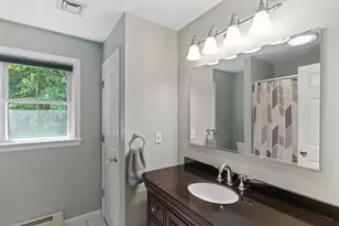 32 Hastings Dr, Northbridge, MA 01588 - Photo 29