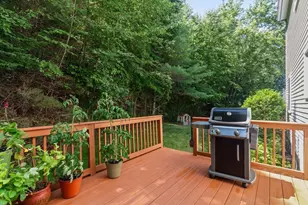 32 Hastings Dr, Northbridge, MA 01588 - Photo 7