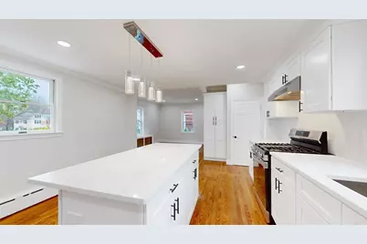 22 Baldwin St, Winchester, MA 01890 - Photo 7