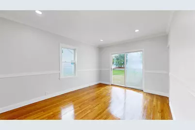 22 Baldwin St, Winchester, MA 01890 - Photo 1