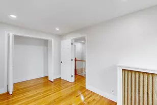 22 Baldwin St, Winchester, MA 01890 - Photo 15