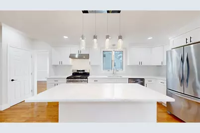 22 Baldwin St, Winchester, MA 01890 - Photo 9