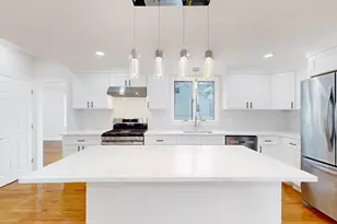 22 Baldwin St, Winchester, MA 01890 - Photo 9