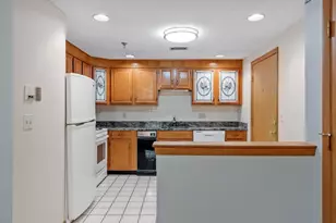 45 Christopher Dr, Methuen, MA 01844 - Photo 7