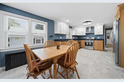 16 Baremeadow St, Methuen, MA 01844 - Photo 7