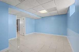 496 Tucker St, Fall River, MA 02721 - Photo 9