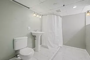 496 Tucker St, Fall River, MA 02721 - Photo 11