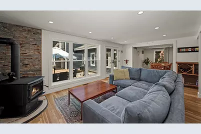 4 New St, North Reading, MA 01864 - Photo 9
