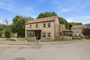 91 Walnut, Fitchburg, MA 01420 - Photo 3