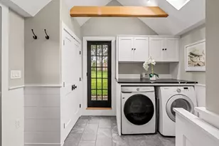 14 Linden St, Marblehead, MA 01945 - Photo 19