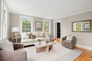 14 Linden St, Marblehead, MA 01945 - Photo 5
