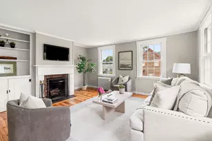 14 Linden St, Marblehead, MA 01945 - Photo 3