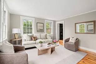 14 Linden St, Marblehead, MA 01945 - Photo 5