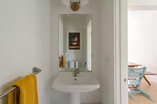 36 Laurel St, Somerville, MA 02143 - Photo 11