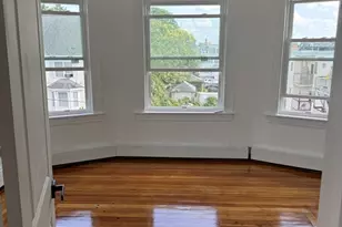 45 Cedar St, Lawrence, MA 01841 - Photo 3