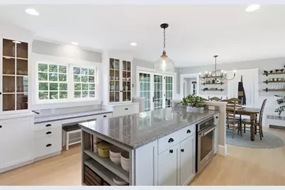 122 Russell Street, Carlisle, MA 01741 - Photo 3