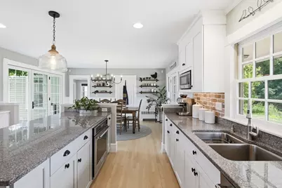 122 Russell Street, Carlisle, MA 01741 - Photo 5