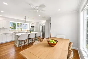 19 Hersey St, Hingham, MA 02043 - Photo 9