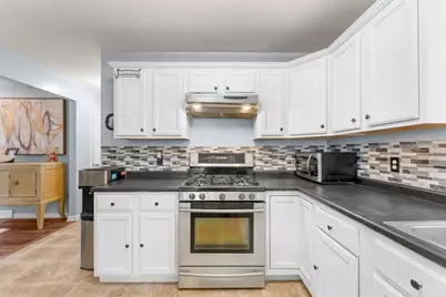 152 Harding St, Fall River, MA 02720 - Photo 17