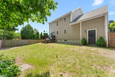 152 Harding St, Fall River, MA 02720 - Photo 27