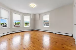 730 Hale, Beverly, MA 01915 - Photo 3
