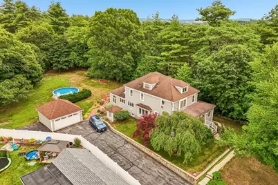 615 Mammoth Rd, Dracut, MA 01826 - Photo 3