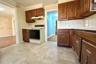 32 Wamsutta Ave, Worcester, MA 01602 - Photo 9