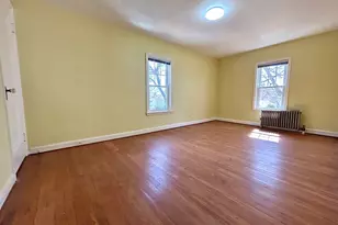 32 Wamsutta Ave, Worcester, MA 01602 - Photo 13
