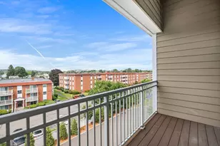 320 Middlesex Ave, Medford, MA 02155 - Photo 9