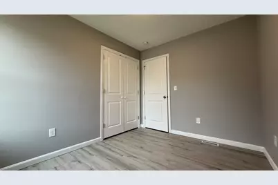 242 Eastern Ave #242, Springfield, MA 01109 - Photo 13