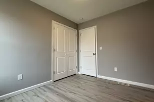 242 Eastern Ave, Springfield, MA 01109 - Photo 13