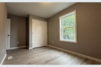 242 Eastern Ave #242, Springfield, MA 01109 - Photo 17